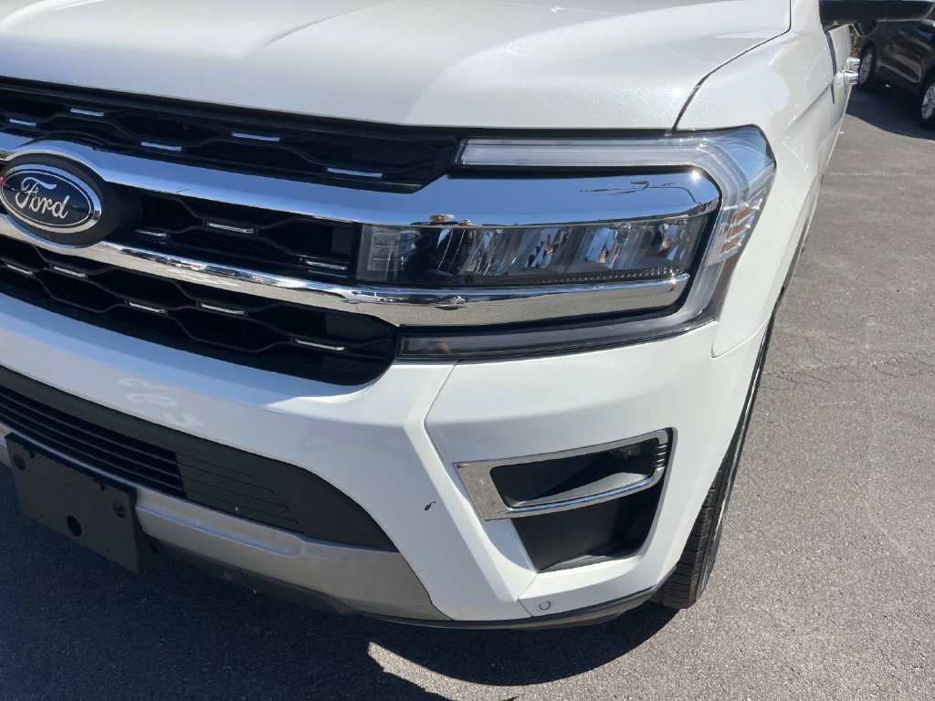 Used 2023 Ford Expedition Max Limited RWD image 12
