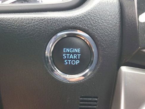 Used 2021 Toyota 4Runner Limited image 31