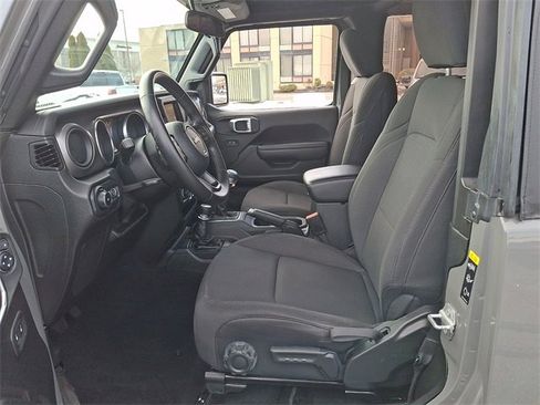 Used 2022 Jeep Wrangler Sport S image 14