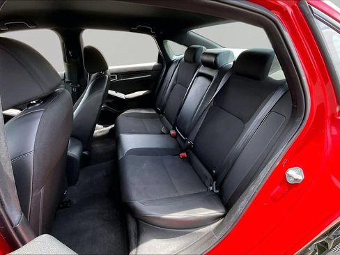 Used 2025 Honda Civic Sport image 18