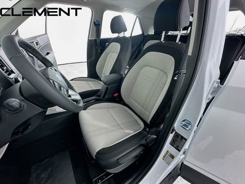 Certified 2026 Hyundai Venue SEL FWD image 30
