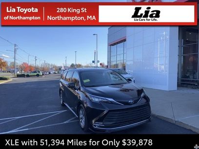 Used 2024 Toyota Sienna XLE