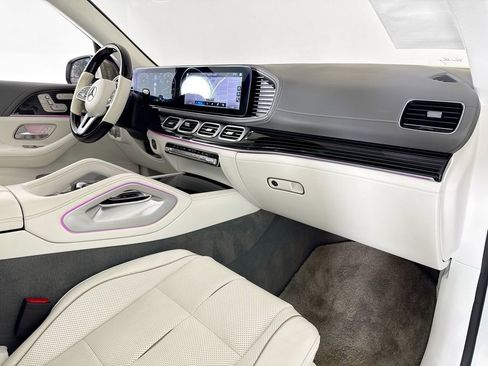 Used 2023 Mercedes-Benz Maybach GLS 600 Maybach GLS 600 image 13
