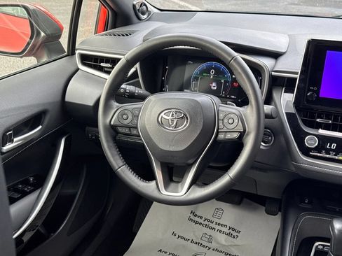 Certified 2025 Toyota Corolla XSE FWD image 16