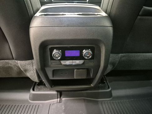 New 2026 Chevrolet Traverse LT w/ Midnight/Sport Edition image 22