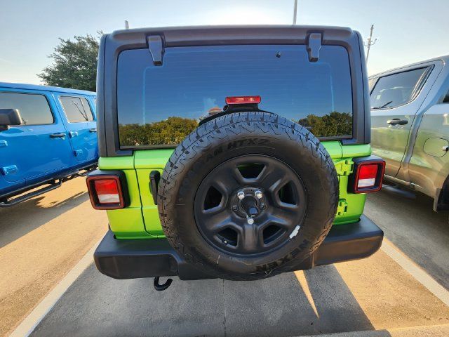 Used 2025 Jeep Wrangler Unlimited Sport AWD/4WD image 5