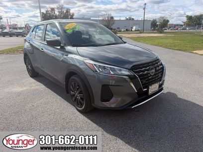 Certified 2025 Nissan Kicks Play S