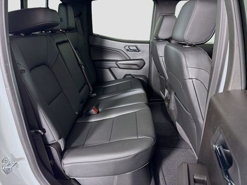 New 2025 GMC Canyon Elevation w/ Convenience Package image 27