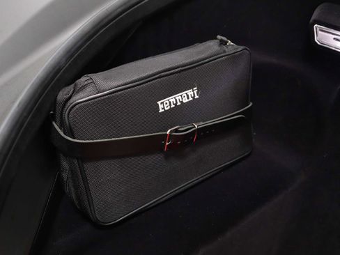 Used 2021 Ferrari F8 Tributo image 22