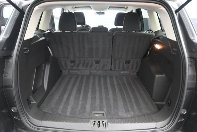 Used 2017 Ford Escape SE w/ Equipment Group 201A FWD image 10