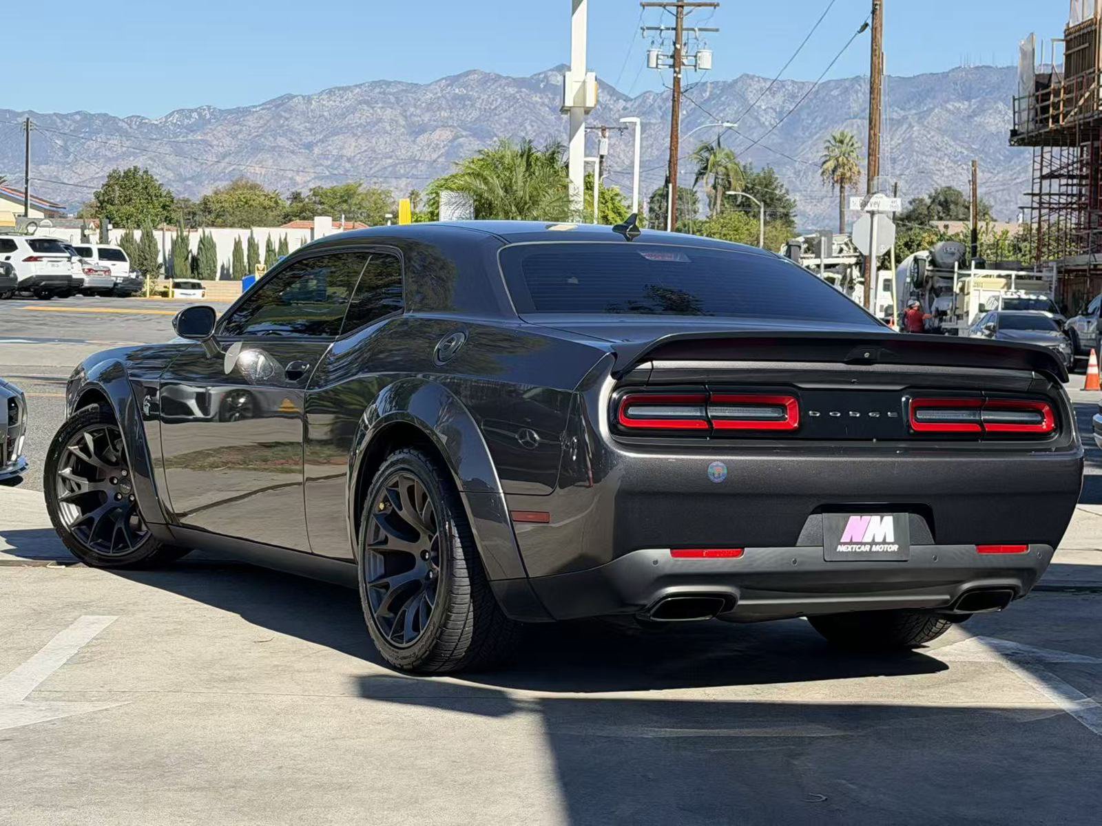 Used 2021 Dodge Challenger SRT Hellcat RWD image 5
