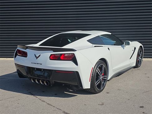 Used 2016 Chevrolet Corvette Stingray Coupe w/ 2LT Preferred Equipment Group image 7