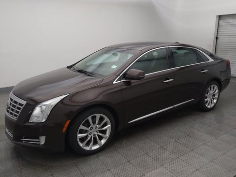 Used 2015 Cadillac XTS Luxury w/ Driver Awareness Package AWD/4WD image 2