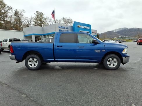 Used 2019 RAM 1500 Classic SLT image 8
