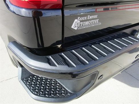 Used 2019 Chevrolet Silverado 1500 High Country image 27