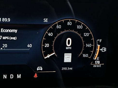 Used 2024 Ford Mustang GT Premium image 18