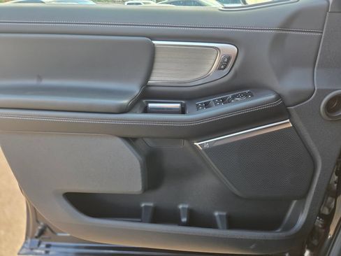 New 2026 Ford Expedition Platinum AWD/4WD image 33