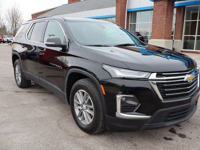 Used 2023 Chevrolet Traverse LT