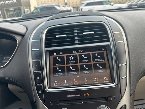 Used 2019 Lincoln Nautilus Reserve w/ Class II Trailer Tow Package AWD/4WD image 61