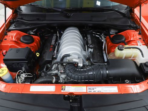 Used 2009 Dodge Challenger SRT8 w/ SRT Option Group II image 28