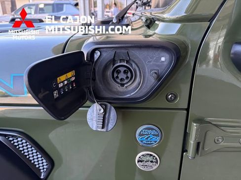 Used 2023 Jeep Wrangler Unlimited Rubicon 4xe w/ Steel Bumper Group AWD/4WD image 9
