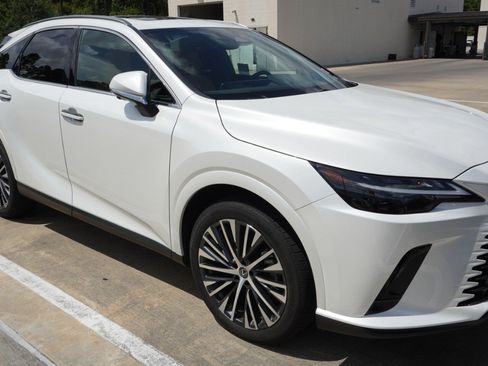 Used 2025 Lexus RX 350 Premium FWD image 3