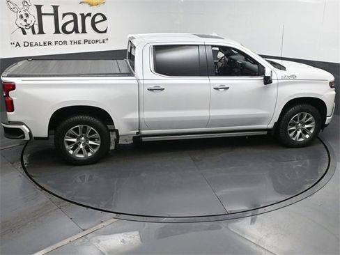 Used 2020 Chevrolet Silverado 1500 High Country w/ Technology Package image 38