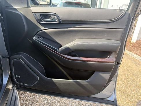 Used 2019 GMC Yukon SLT RWD image 17
