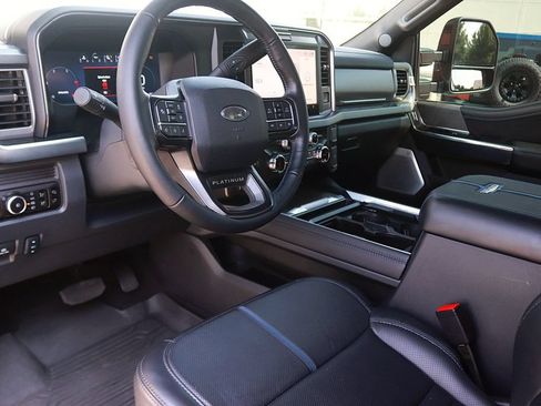 Used 2025 Ford F350 Platinum AWD/4WD image 17