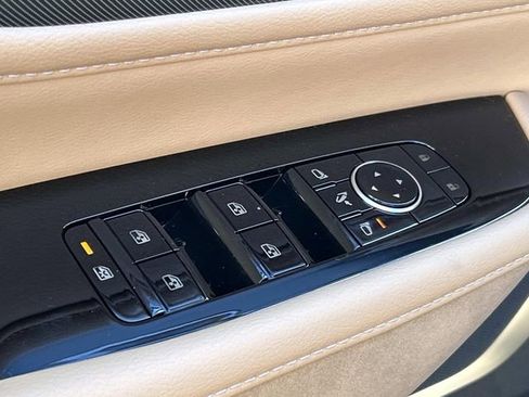 New 2026 INFINITI QX80 Luxe w/ Cargo Package image 18