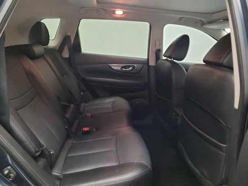 Used 2016 Nissan Rogue SL w/ SL Premium Package FWD image 19