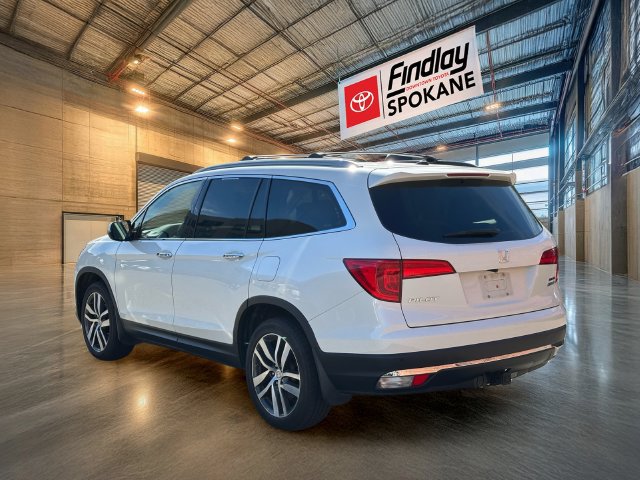 Used 2017 Honda Pilot Touring image 6