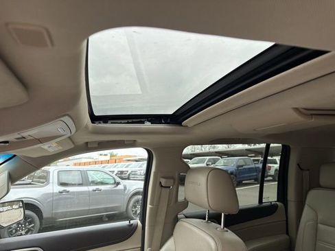 Used 2017 GMC Yukon XL Denali w/ Open Road Package image 10