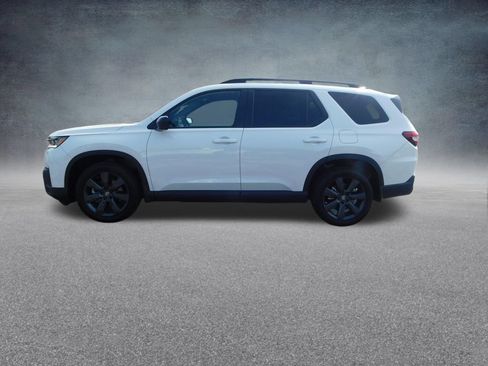 Used 2026 Honda Pilot Sport image 6