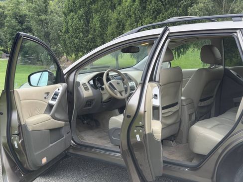 Used 2009 Nissan Murano SL w/ Technology Pkg FWD image 16