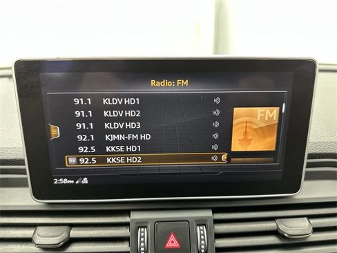 Used 2020 Audi SQ5 Premium Plus w/ Premium Plus Package image 16