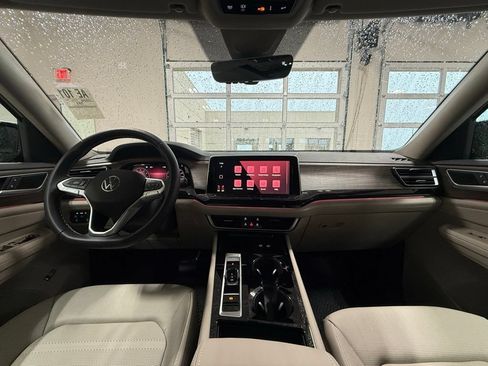 Used 2026 Volkswagen Atlas SEL AWD/4WD image 27