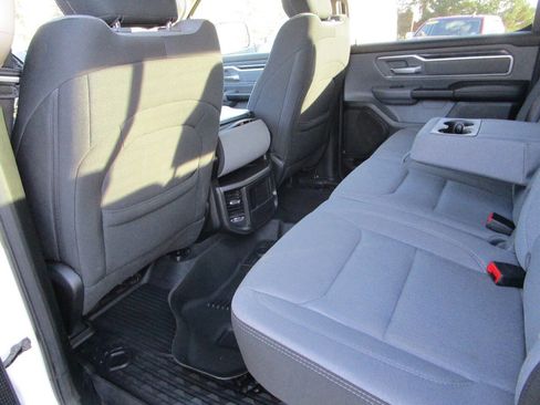 Used 2020 RAM 1500 Big Horn image 17