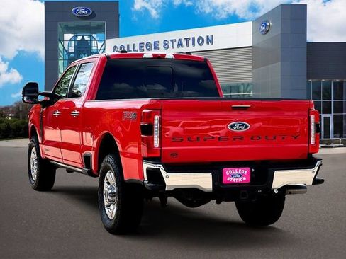 Certified 2023 Ford F250 Lariat w/ Lariat Ultimate Package AWD/4WD image 3