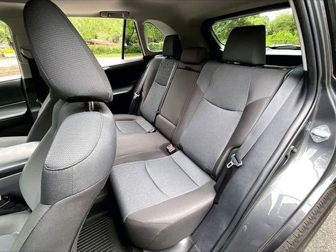 Used 2025 Toyota RAV4 XLE w/ Convenience Package FWD image 19