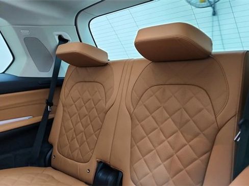 Used 2026 BMW X7 xDrive40i image 30