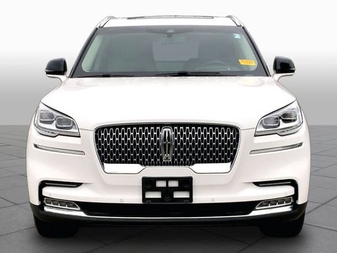 Used 2020 Lincoln Aviator Reserve w/ Equipment Group 202A AWD/4WD image 4