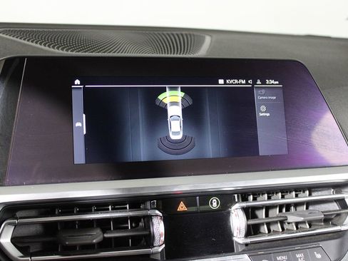 Used 2022 BMW 230i Coupe w/ Convenience Package image 26