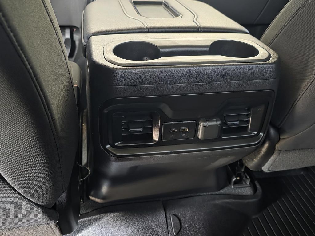 Used 2020 Chevrolet Silverado 1500 LT Trail Boss AWD/4WD image 8