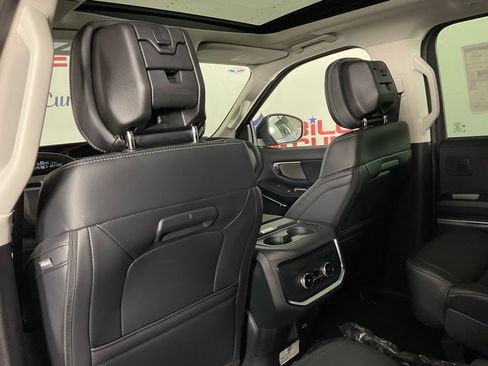 New 2027 Ford Expedition Platinum w/ Driver's Package RWD image 15