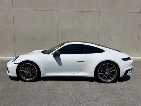 Used 2020 Porsche 911 Carrera S RWD image 5