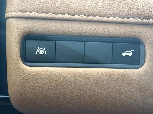 New 2026 Nissan Armada SL w/ Captain's Chari Seat Package AWD/4WD image 29
