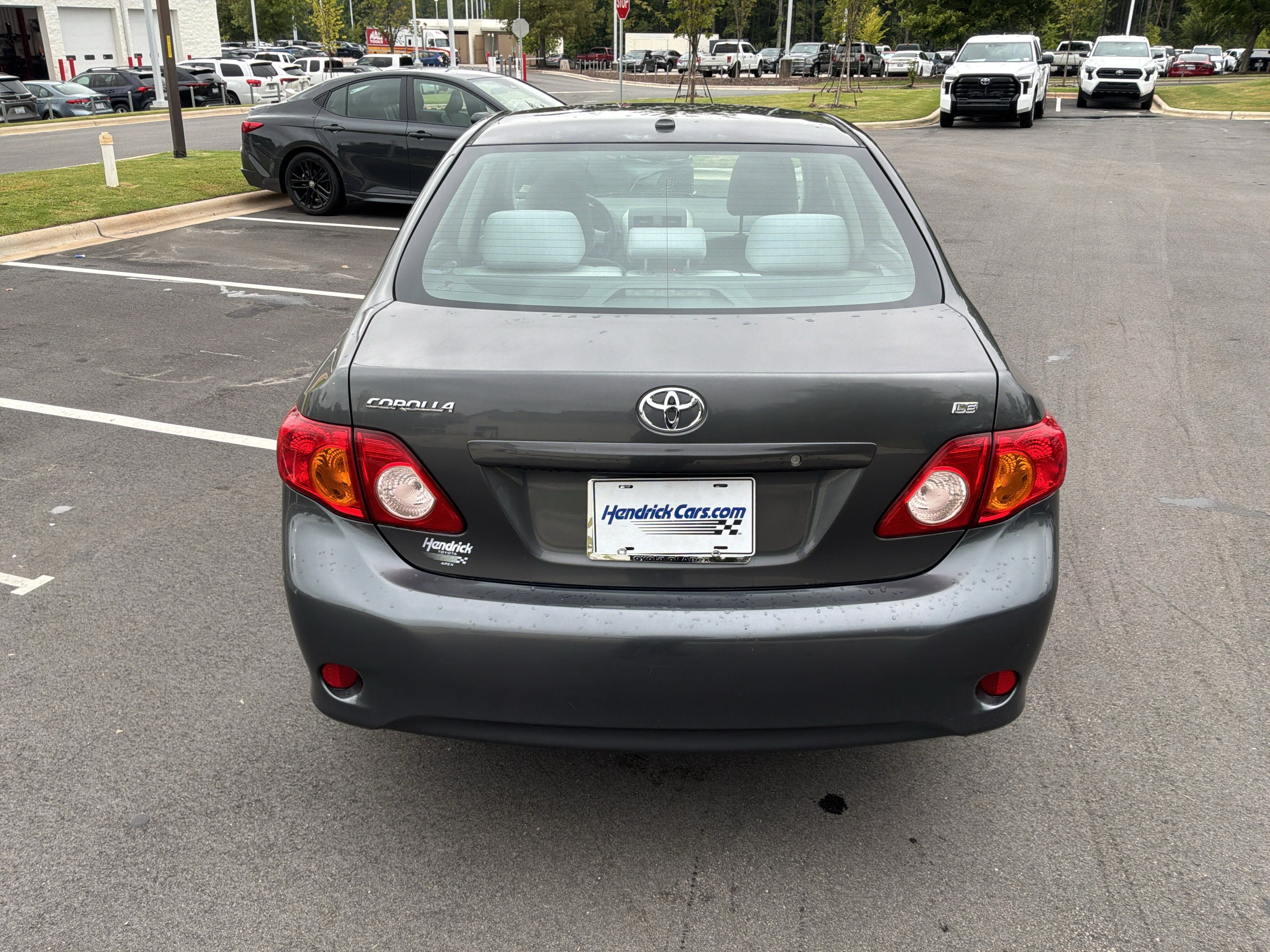 Used 2010 Toyota Corolla LE w/ All Weather Guard Pkg FWD image 9