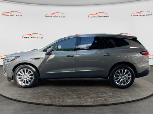 Used 2019 Buick Enclave Essence AWD/4WD image 7