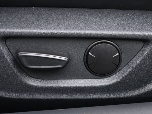 Used 2025 Ford Mustang GT Premium RWD image 18
